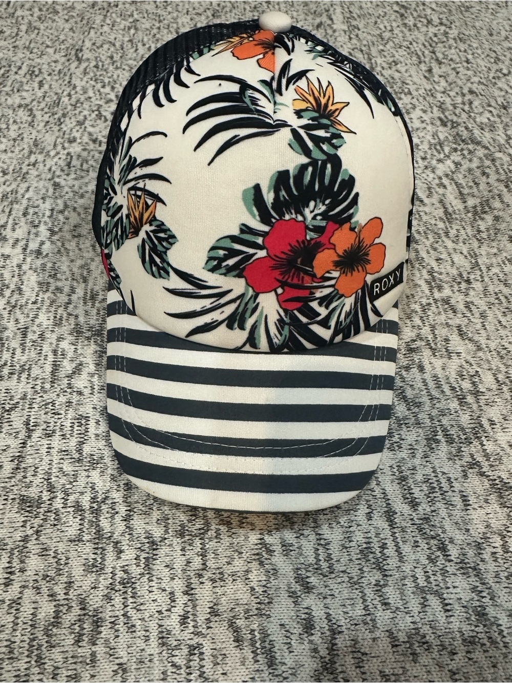 Roxy Floral Stripe Cap - White Navy with Red & Orange Flowers. EUC.